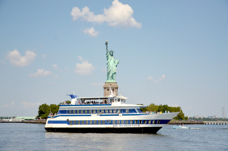 Manhattan II Liberty Cruise